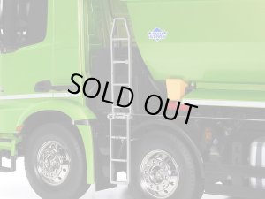 画像5: (12月発売/予約分)タミヤ(TAMIYA)/47523/1/14RC メルセデス・ベンツ アロクス 4151 8x4 ダンプトラック(キャンディーグリーンエディション)(未組立)