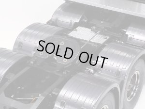 画像8: (12月5日発売予定/予約分)タミヤ(TAMIYA)/56376/1/14RC スカニア 770 S 8×4/4(ガンメタエディション) (未組立)