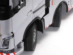 画像5: タミヤ(TAMIYA)/47528/1/14RC ボルボ FH16 750 8×4レッカートラック(シルバーエディション)(未組立)