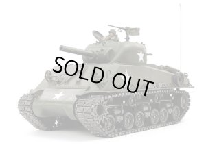 画像1: (8月以降発売予定/予約分)タミヤ(TAMIYA)/56048/1/16RC M4シャーマン (105mm榴弾砲搭載型)メカニカルステアリングシステム(未塗装/未組立)